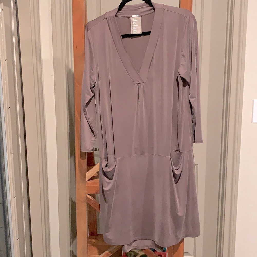Anthropology Dolan | Left Coast Dress           V neckline with front pockets.